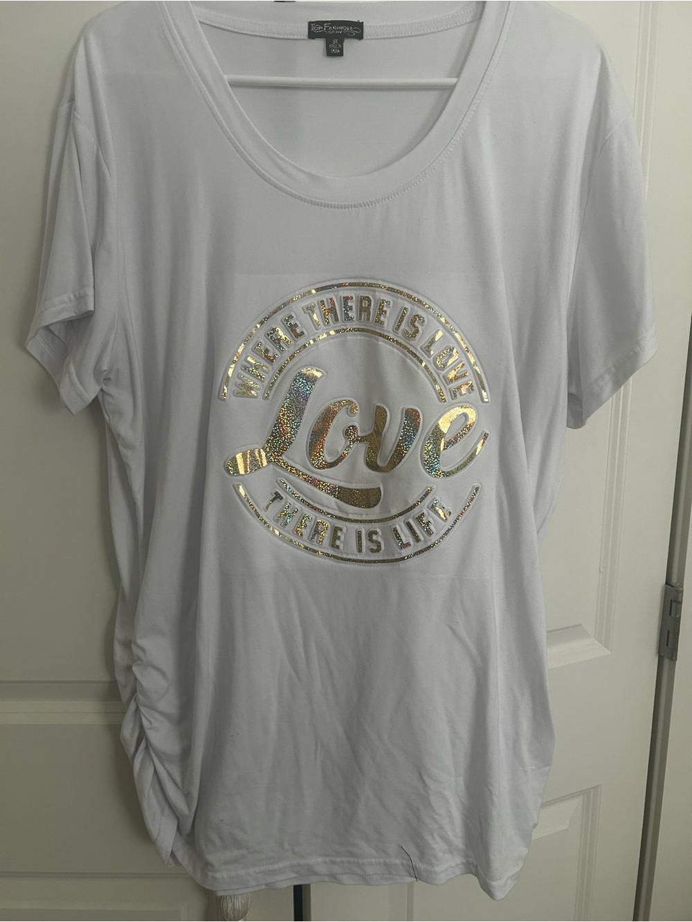 Love Foil Graphic Scoop Neck Tee - White